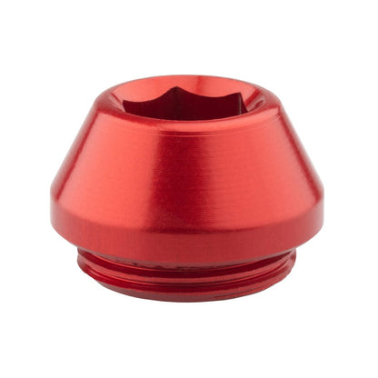 Aluminum / Red Axle Cap